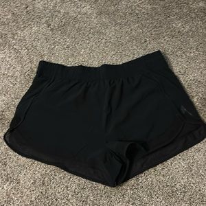 Athleta shorts size medium NWOT